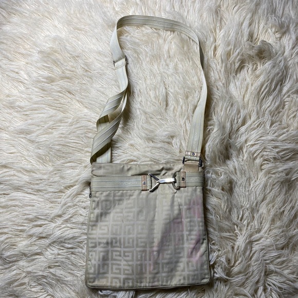 Authentic GIVENCHY Logo Shoulder Cross Body Bag Nylon Leather Beige. - Picture 1 of 13